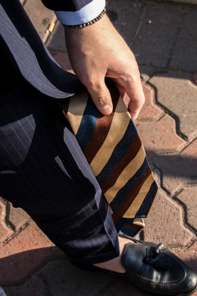 Viola_Milano_Tie_Review _The_Hounds_David_Nguyen